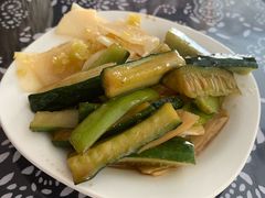 精美凉菜-八两八金·莱芜特色炒鸡(漳浦路店)