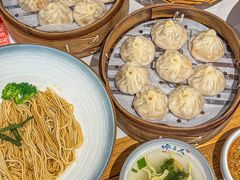 -馋三尺蟹粉小笼(人民广场店)