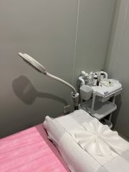 -苑苑vbeauty科技美容SPA