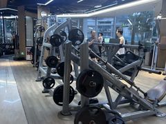 -威克健身游泳(万菱汇店)