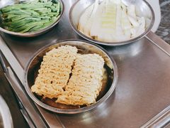 -憨铁匠老火锅(龙岗万科里店)