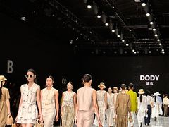 -荔秀服饰文化街区