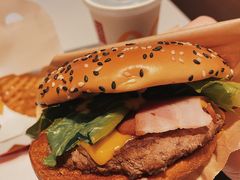 安格斯厚牛培根堡套餐-麦当劳(金沙广场店)