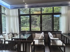 -华冠悠岚·庭院餐厅(青城后山店)