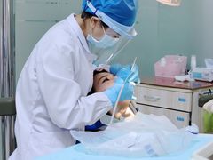 -海南口腔医院(国贸门诊部)