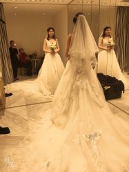 点击看大图 -GRACE KELLY婚纱与礼服(北京店)