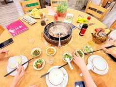 -濠轩阁特色生蚝火锅(水湾路店)