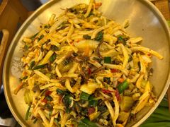 -老渔家·白族·石板烧·野生菌火锅(古城中心店)