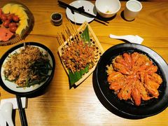 -隔壁老王·家常云南菜(花巷店)