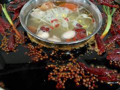 -铜元老码头鳝鱼火锅