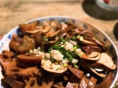 -吴长子卤菜馆(统一街店)