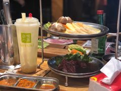 -青瓦炭韩潮烤肉(花园道店)