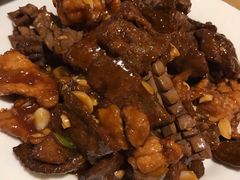 传统老爆三-陈傻子餐厅(世纪都会店)