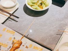 -威记烧嘢·南宁烧烤·超级生牛(绿地店)