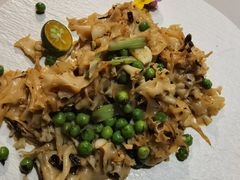 油鸡纵绣球菌-稍可轩博物馆餐厅