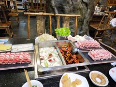 -百年川椒重庆老火锅(光谷店)