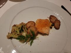 香煎鳕鱼配烟熏菜花酱-北京金融街丽思卡尔顿酒店·意味轩 Cepe