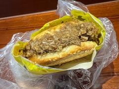 牛肉烧饼（多肉）-穆得·老周家牛肉烧饼(普利街店)