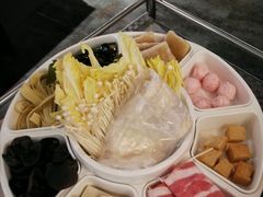 -鸡遇虾煲干锅火锅(小寨金莎店)