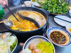 -黔多多贵州夺夺粉酸汤火锅