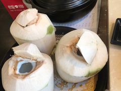 -烹然四季椰子鸡火锅(团结湖总店)