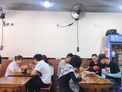 大堂-朱大嘴肥肠血旺(福字街店)
