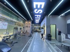 -VLines耀能运动24小时·月付制健身(京广桥店)