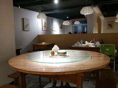 -邻家小馆(银都店)