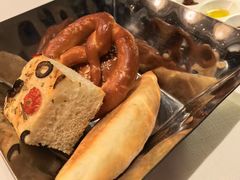 -龙虾酒吧扒房(宁波香格里拉店)