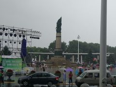 -人民防洪胜利纪念塔