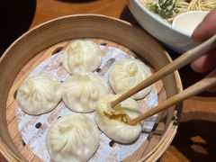 -李犟大爆鳝面·手工蟹黄包(湖滨西湖店)