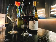 -wineapp葡萄酒餐吧(外滩金融中心店)