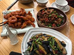 -同学酒楼(湖大琴园店)