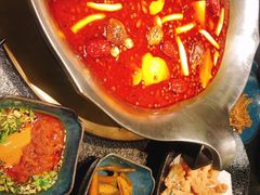 -湊湊火锅·茶憩(打浦桥日月光店)