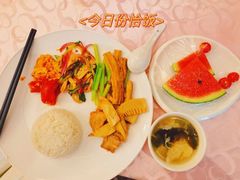 -巅峰减重高端减肥训练营(惠州店)