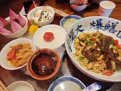 -李犟大爆鳝面·手工蟹黄包(湖滨西湖店)