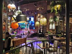 -临界音乐酒馆·小龙虾·江湖菜(华熙LIVE·鱼洞店)