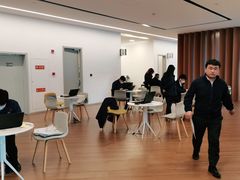 -北京宝诚宝马4S店