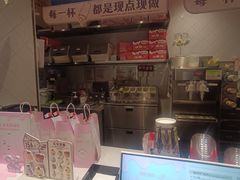 -DQ·蛋糕·冰淇淋(大宁国际商业广场店)