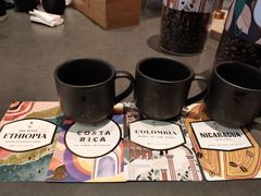 -星巴克臻选(上海合生汇1F店)