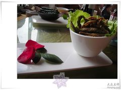 酥脆小鱼-金陵一哥龙虾(水木秦淮店)