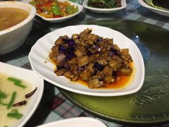 -乡村小榭饭店