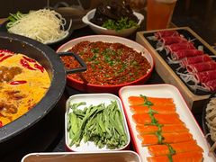 -晓宇重庆火锅(西安荟聚店)
