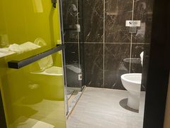 -潮岸酒店(广州琶洲会展广州塔店)