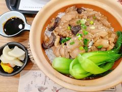-煲仔皇腊味煲仔饭(经四万达店)