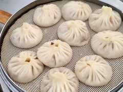 鲜肉灌汤包-李记五香豆沫