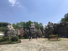 -茅山东方盐湖城景区