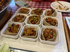 坝上莜面王-王村姑老土炕莜面村(桥东店)