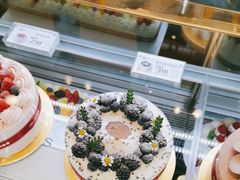 -花花卷卷·鲜食蛋糕(静安久光百货店)