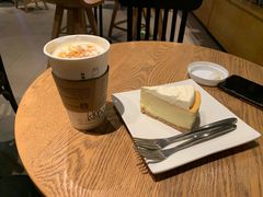 -星巴克臻选(郑州中原万达店)